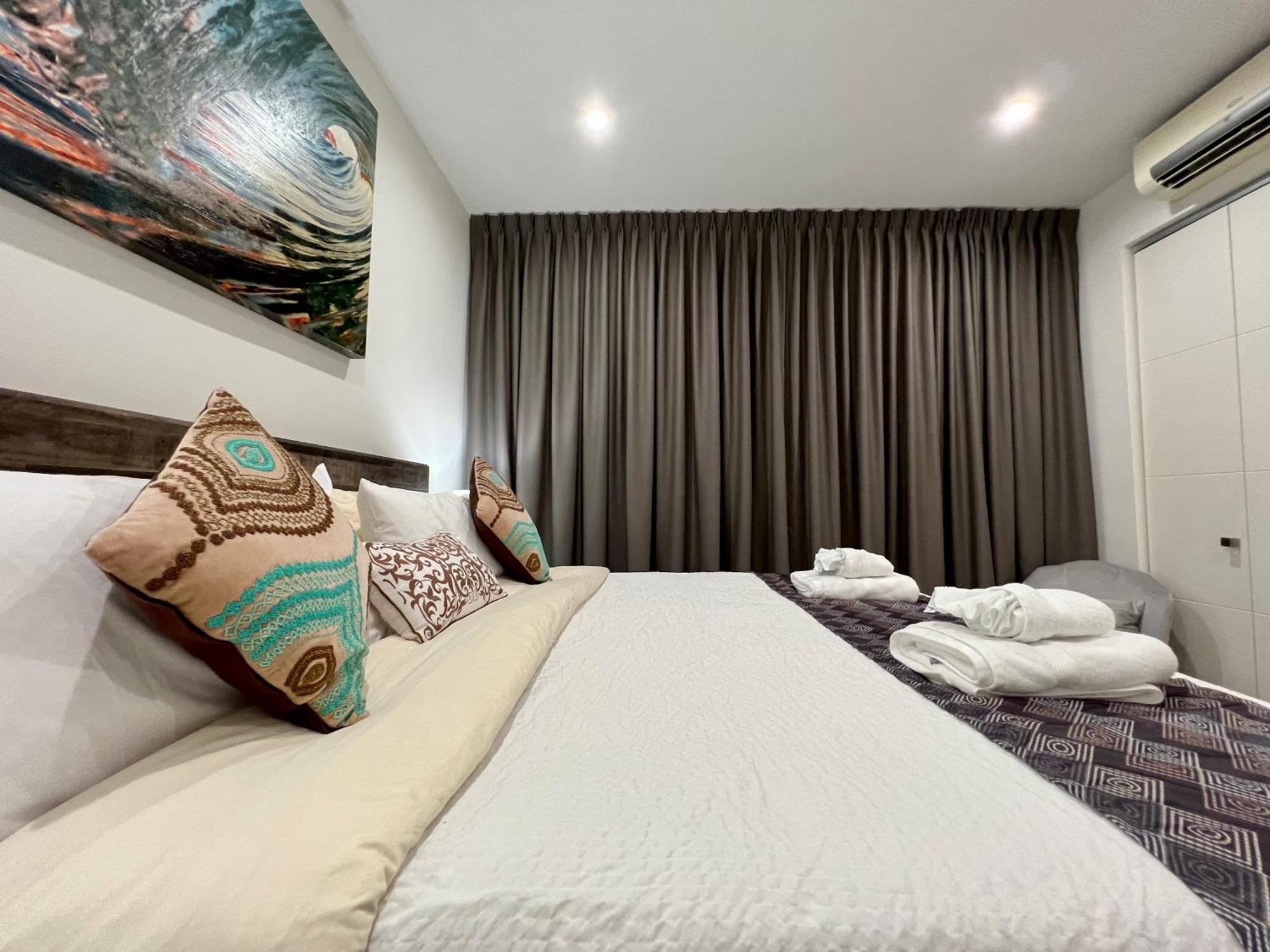 The Cove - Condo Hotel - Palm Beach Strip Pokoj fotografie
